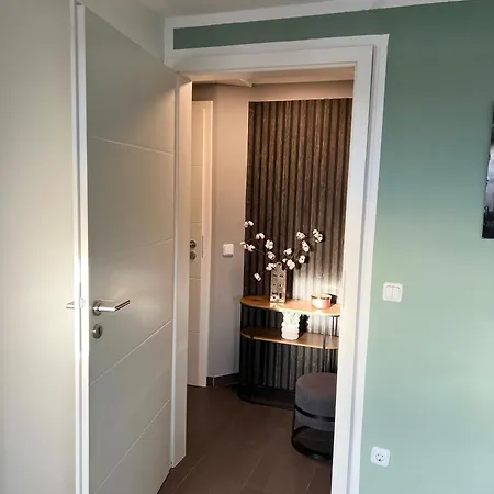 In , Phantasialand Bruehl Bei Cologne, Zentral, Bahnhof Nah شقة إرفتشتات