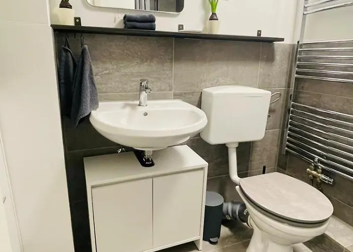 Appartement In , Phantasialand Bruehl Bei Cologne, Zentral, Bahnhof Nah *